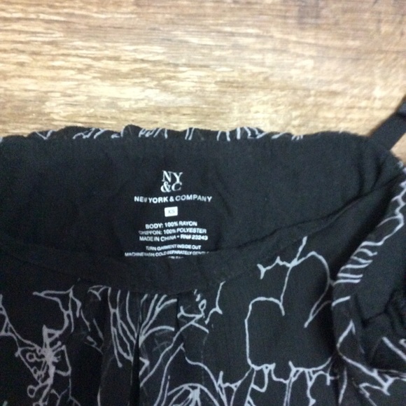 Top - Picture 2 of 2